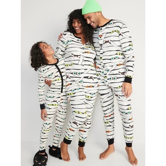 Old Navy Halloween Pajamas Sz Small Matching Family Glow in the Dark Mummy Eyes - Picture 1 of 15
